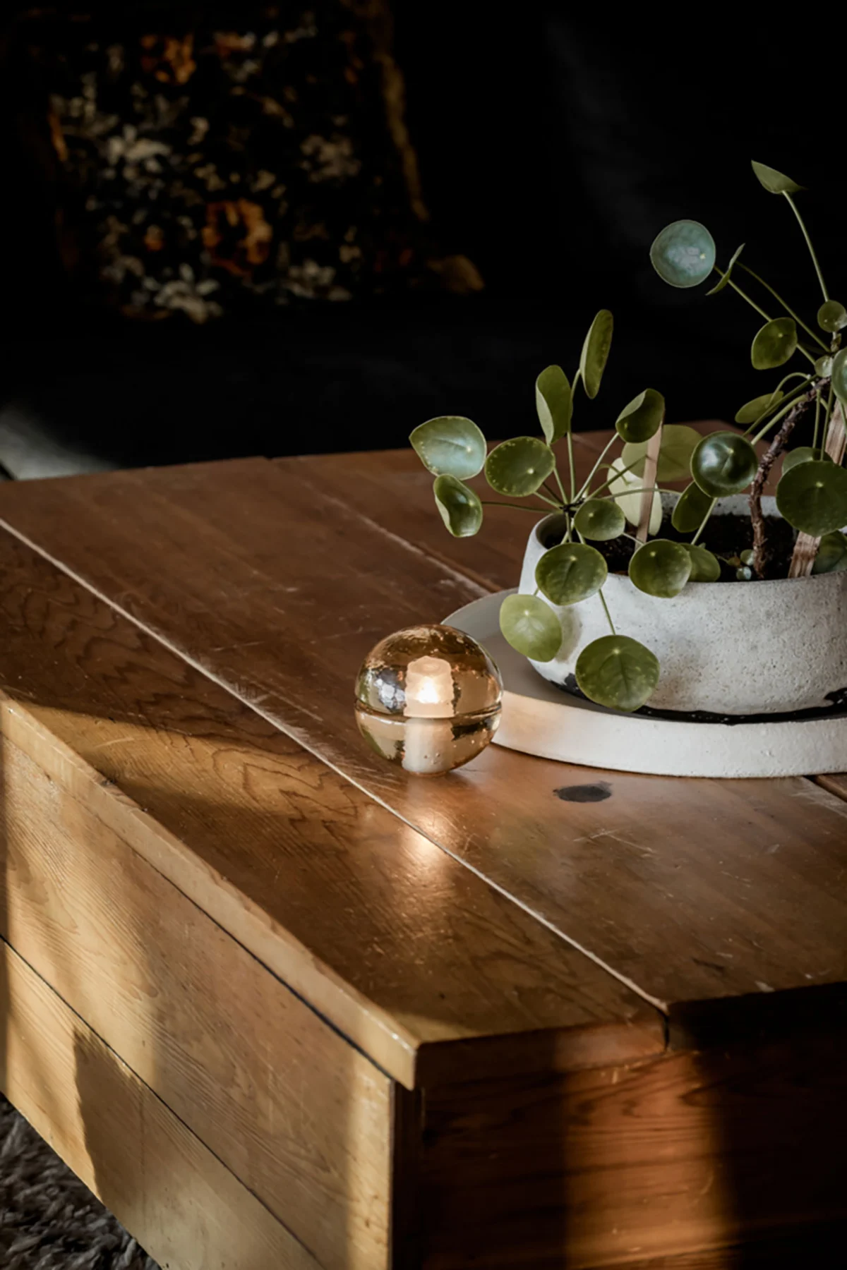 Bocci’s 14p Portable Light: A Fusion of Ancient Craft and Modern Ingenuity Redefining Portable Illumination