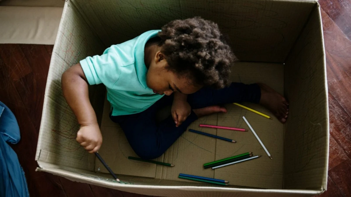 The Screen-Free Revolution: Practical Activities for Toddlers Amidst Rising Digital Detox Trends