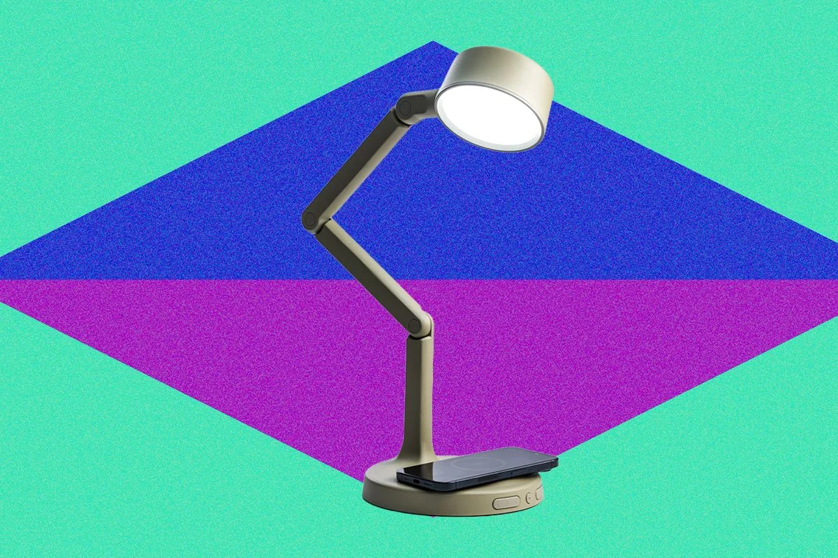 Lume Cube Edge Light Go Enhances Portable Lighting Market with Specialized Red Light Features and Adjustable Brightness Settings