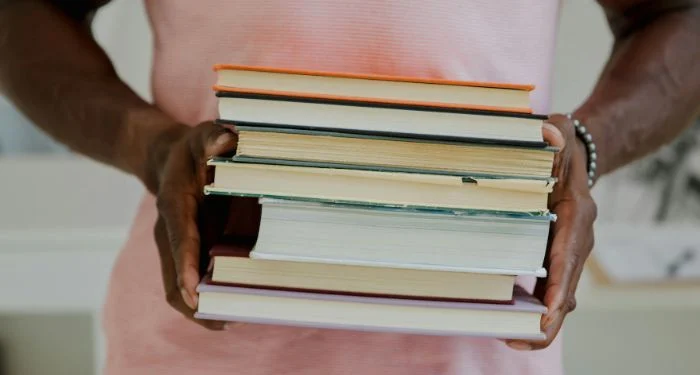 The Silent Resurgence of Independent Bookstores Amidst Retail Giants and Evolving Reader Habits