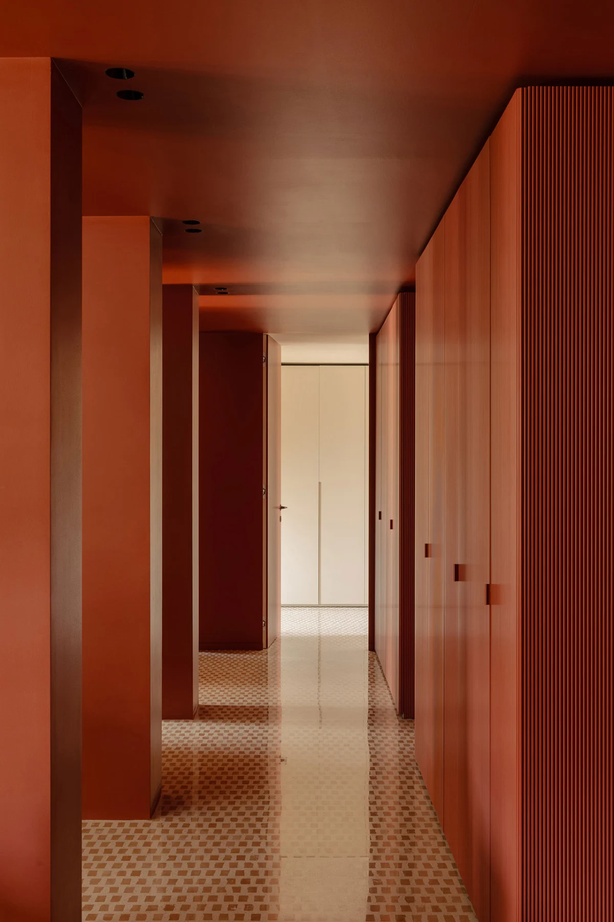 Atelierzero Redefines Milanese Living with "That Z Show": A Bold Reimagining of Traditional Apartment Spaces
