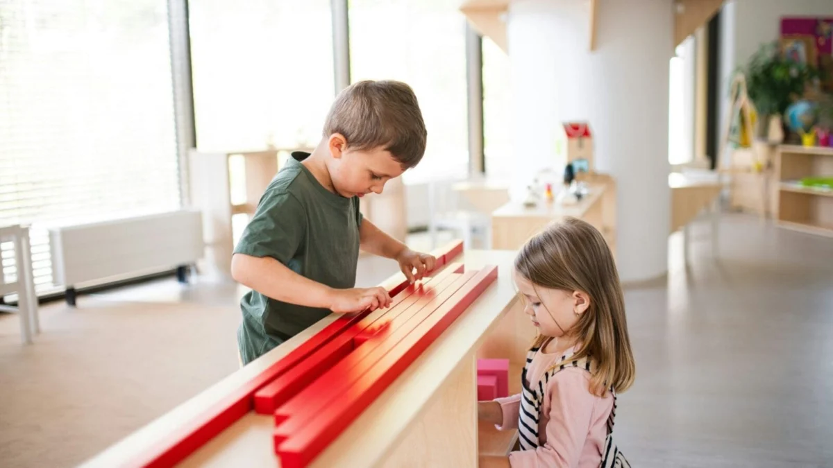 Discovering Hidden Gems: The Underrated Value of Smaller City Science and Children’s Museums for Family Travel