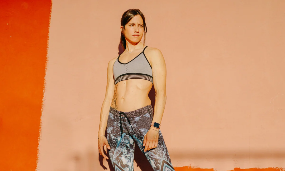 How To Do V-Ups To Strengthen Your Core: Tips, Benefits & Modifications