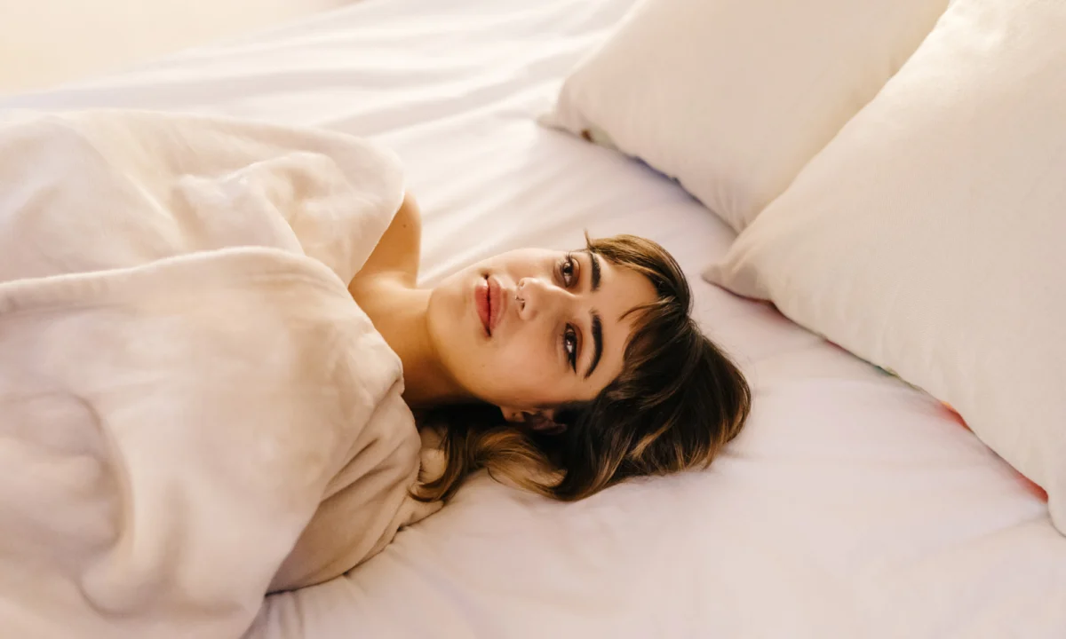 One Night of Sleep Deprivation Triggers Pro-Inflammatory Immune Response Mirroring Obesity According to New Research