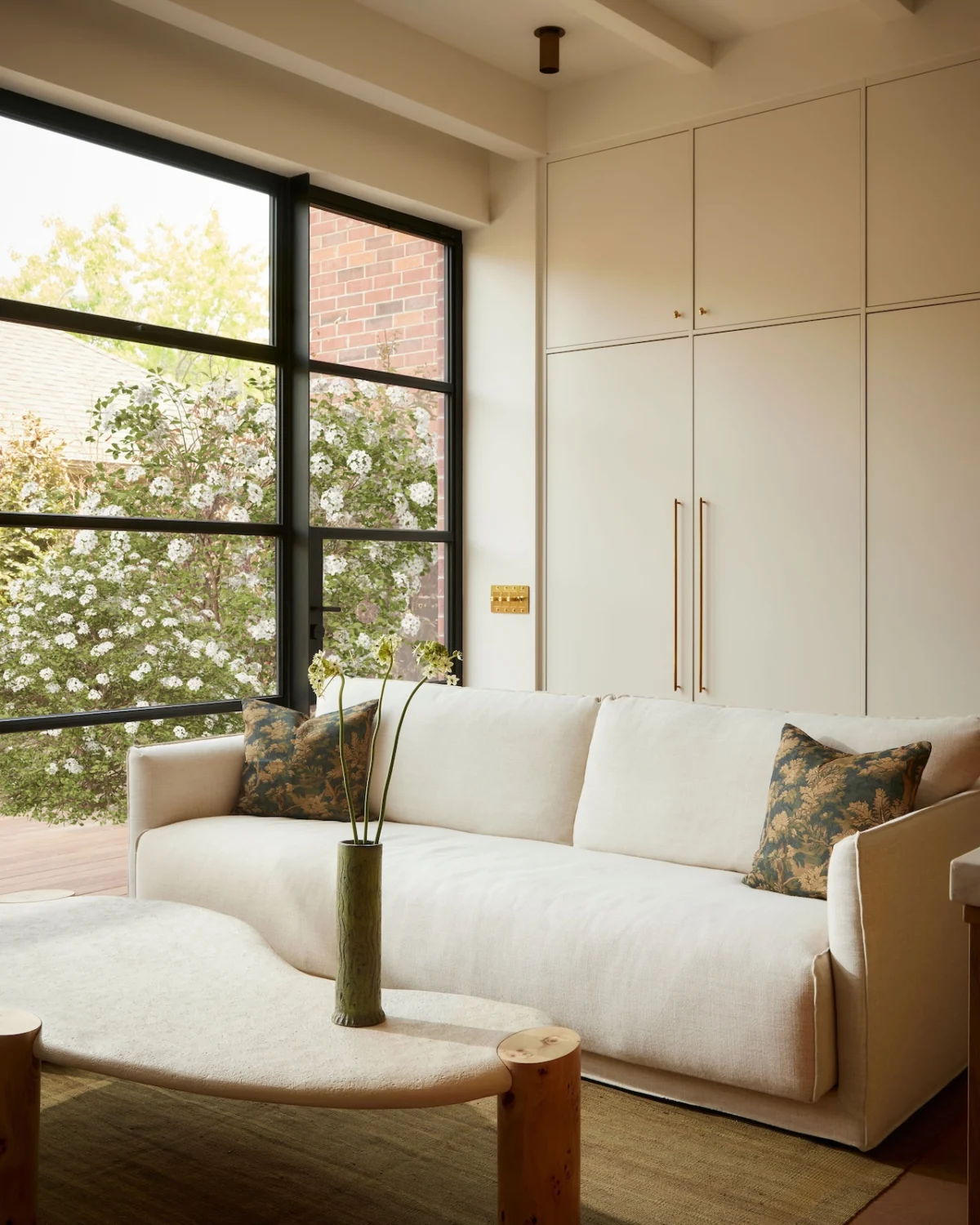 Sam Sacks Transforms Rosedale Townhouse, Redefining Luxury Living Through Strategic Renovation