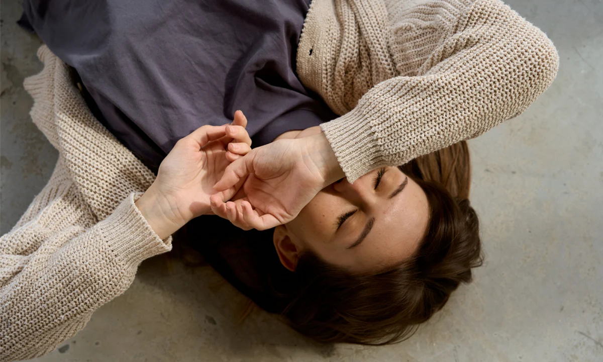 The Science of Hydration and Sleep: New Research Links Mild Fluid Deficiency to Impaired Rest and Cognitive Fatigue