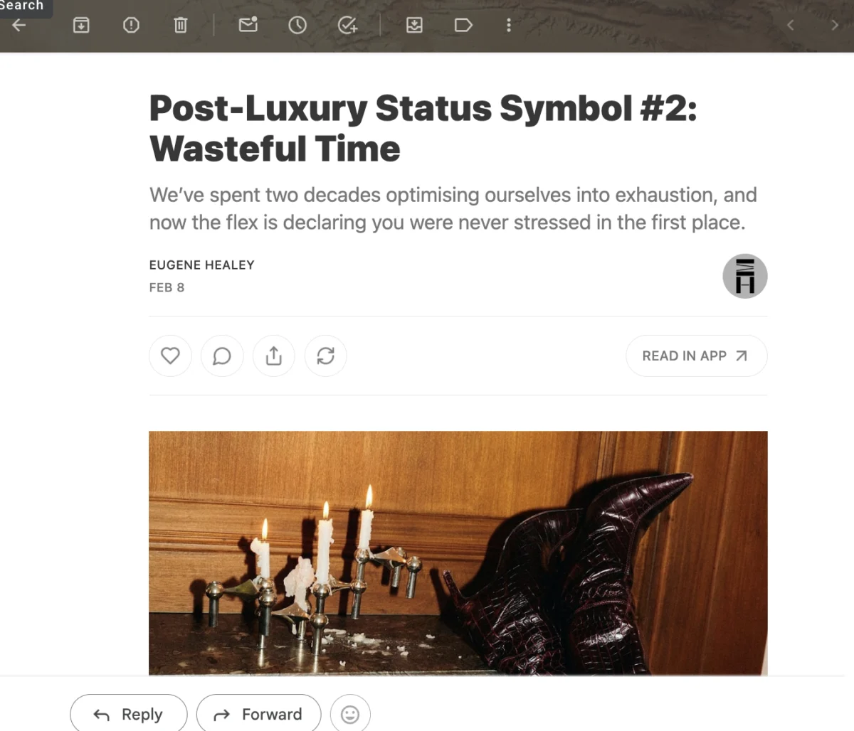 The Strategic Imperative: How Curated Newsletters are Redefining Professional Development in Marketing and the Creator Economy