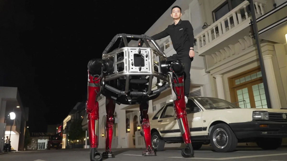 Unitree Robotics Unveils the GD01 Pilotable Mecha Marking a Strategic Shift into Heavy Duty Humanoid Platforms and Large Scale Personal Robotics