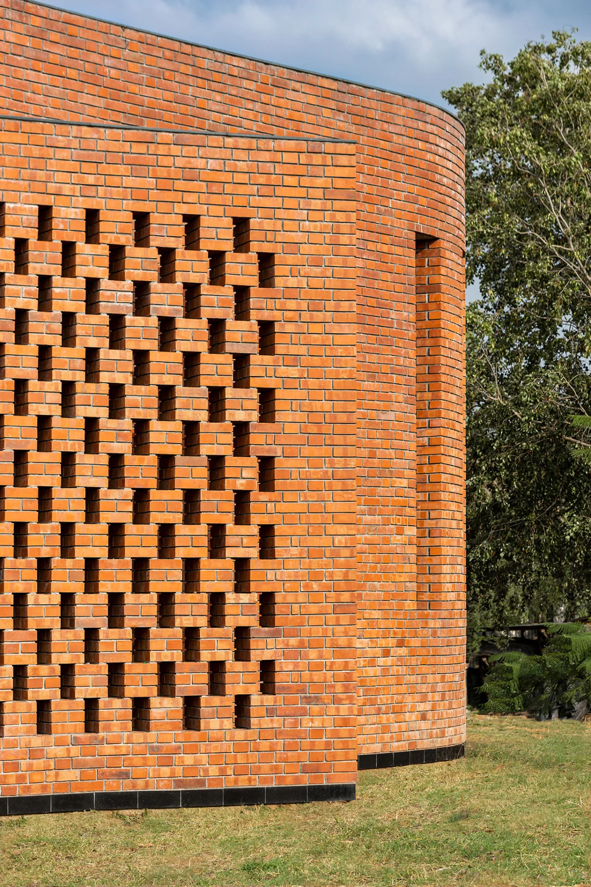 Dakshana Valley Institute: A Paradigm Shift in Educational Architecture Blending Nature and Nurturing Minds