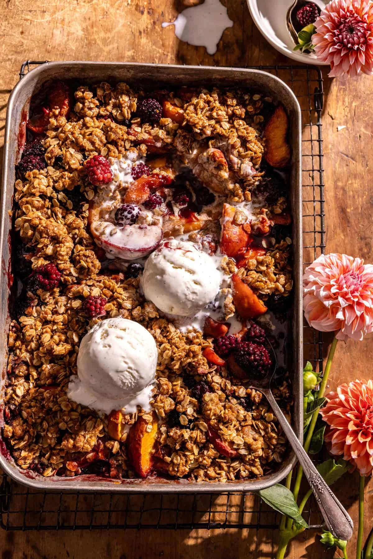 Brown Sugar Caramel Blackberry Peach Crisp Redefines Summer Dessert Tradition