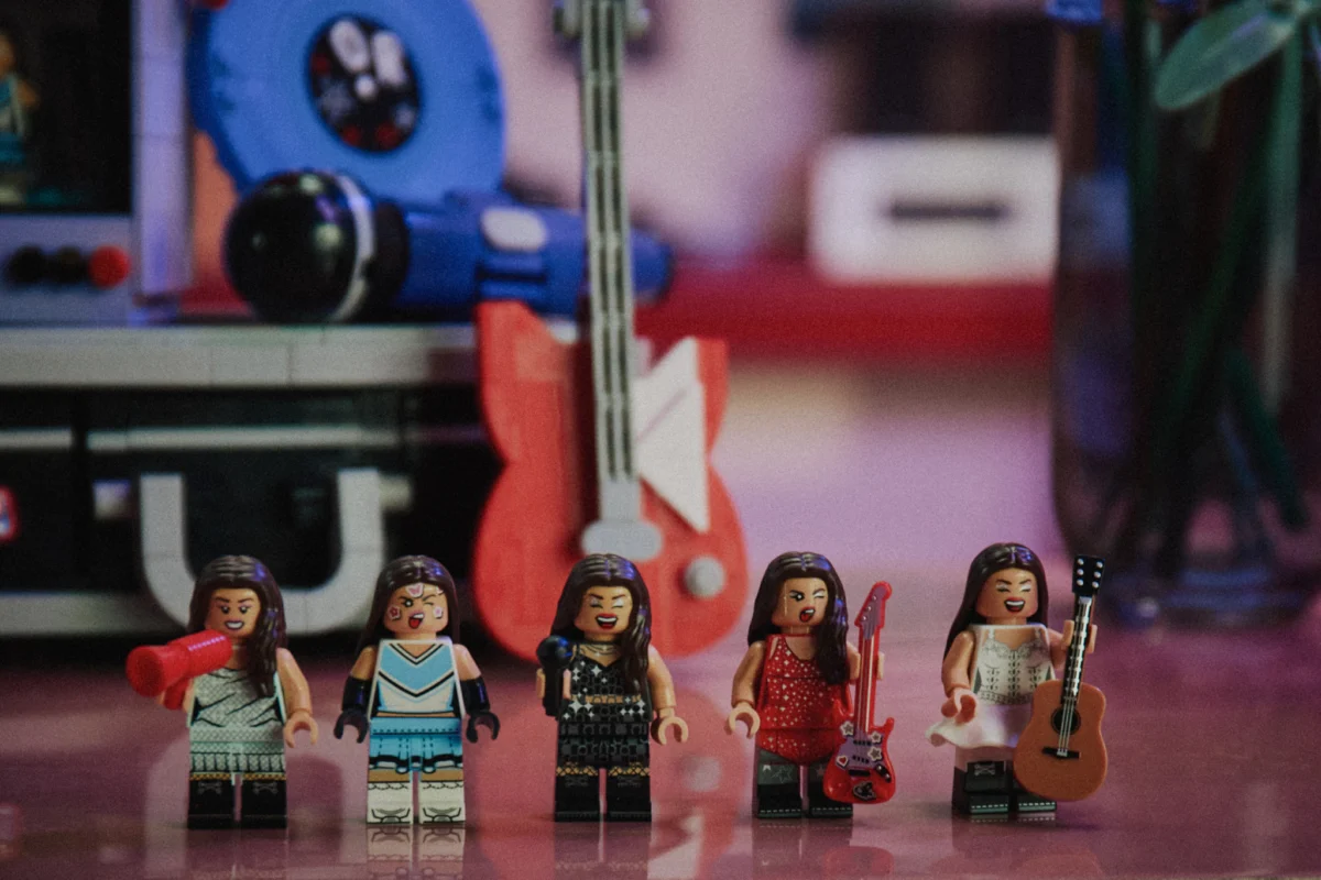 LEGO Group Unveils Highly Anticipated Olivia Rodrigo Collection, Redefining Fan Merchandising with Interactive Storytelling