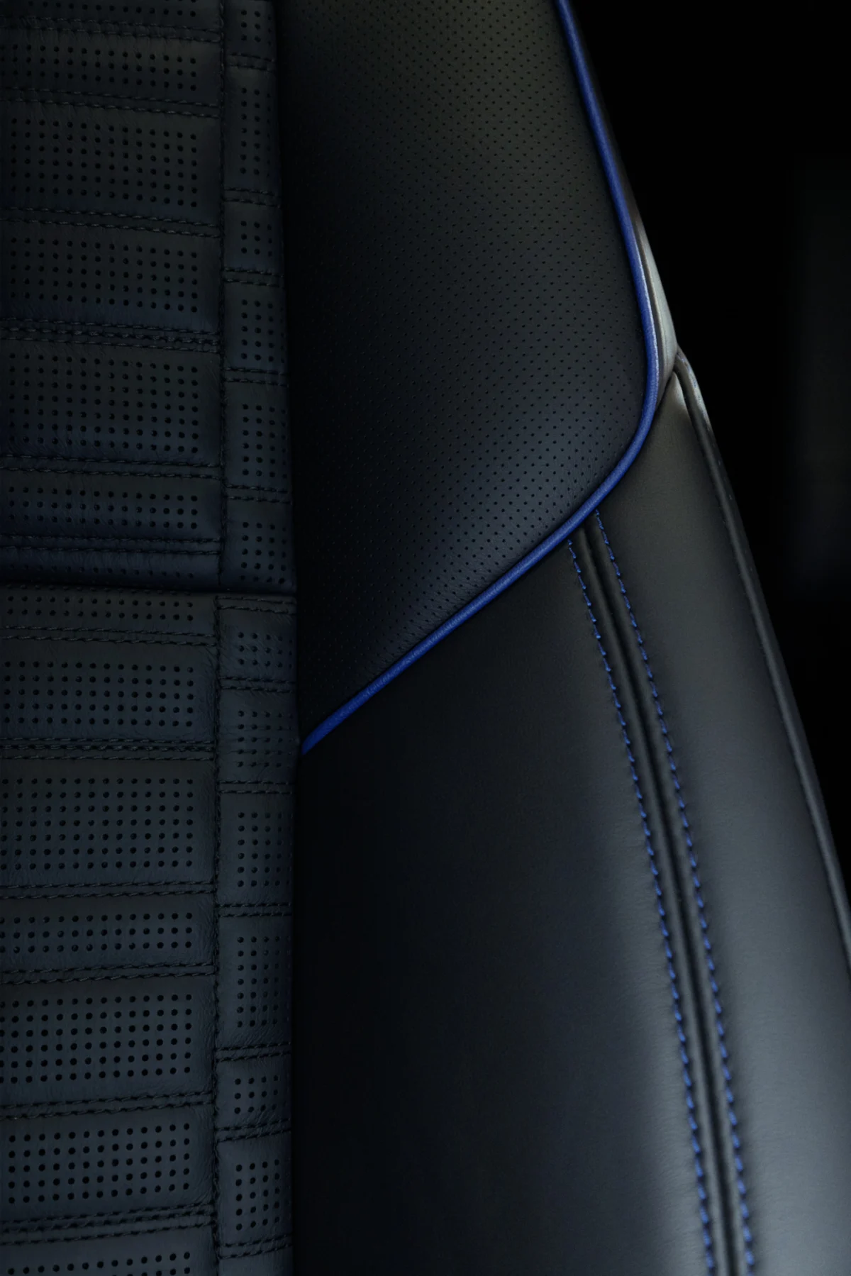 Cadillac Celebrates 125 Years of Automotive Innovation with the Limited-Edition 2027 Escalade-V Collector Series